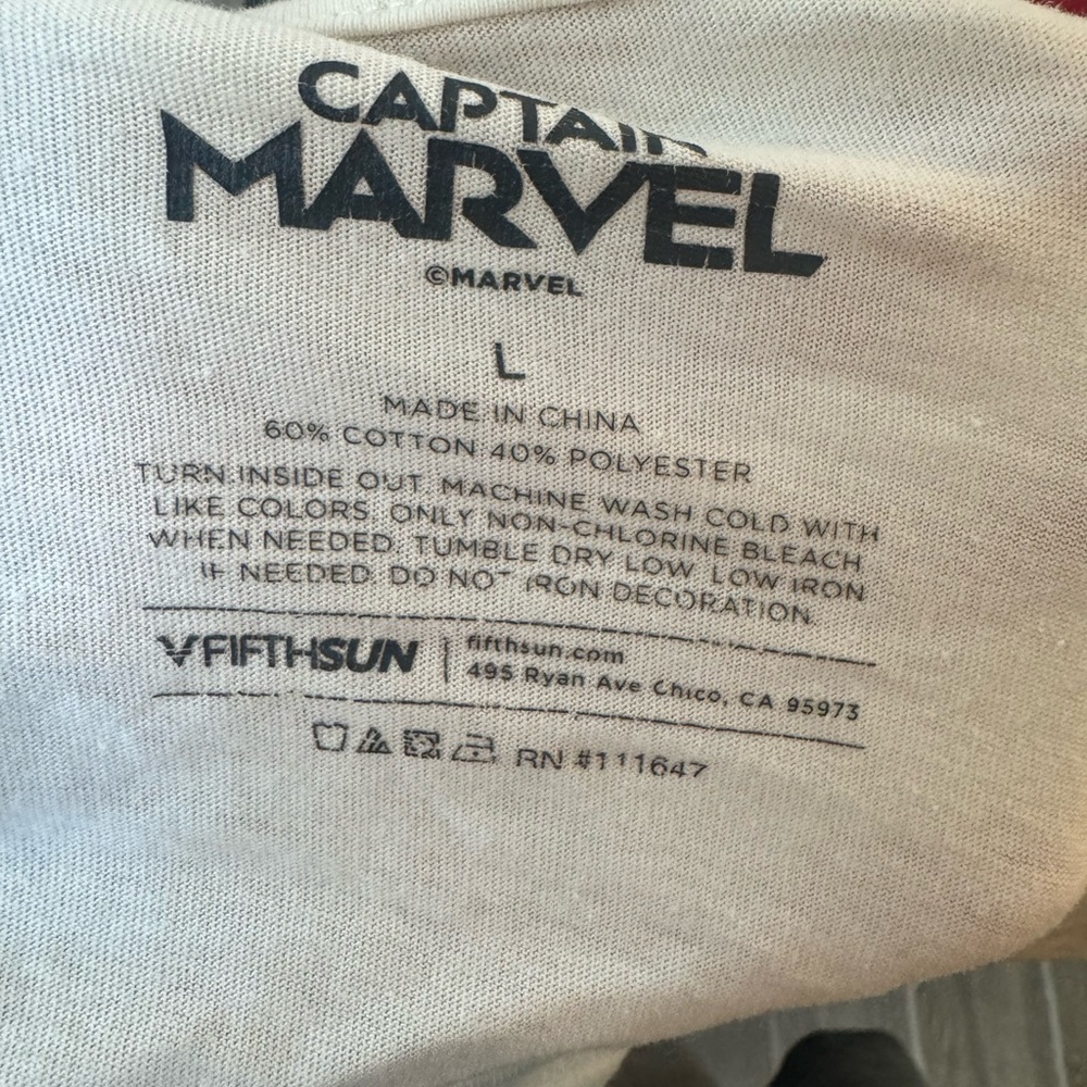 Captain Marvel Logo Tee - Cream - Picture 4 of 4